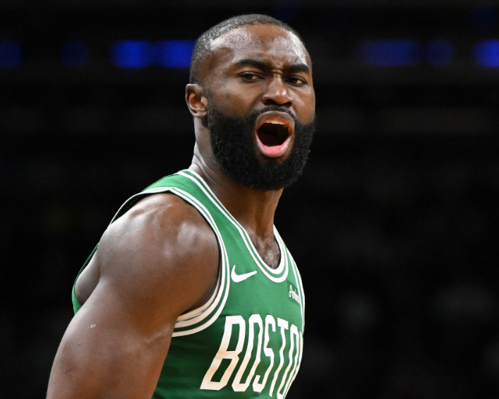 PP电子(中国)-周最佳球员诞生，NBA官宣2笔罚单！勇士酝酿大交易，老詹做出决定