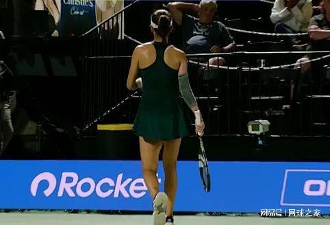 萨巴八胜富家女，阿尼娃逆转大坂，莱巴炒教练，名宿患癌拉杯换将