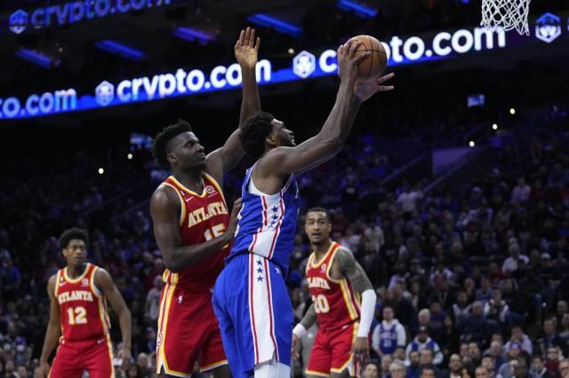 PP电子(中国)-包揽最后11分+关键抢断 恩比德归来带队延续连胜