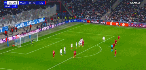 PP电子(中国)-3-0!萨拉赫失单刀,索博斯洛伊致敬小罗,利物浦剑指欧冠16强