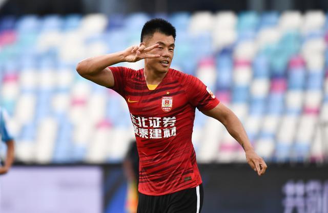 PP电子(中国)-中超首轮：大连人有新意 本土可喜两国脚应追罚