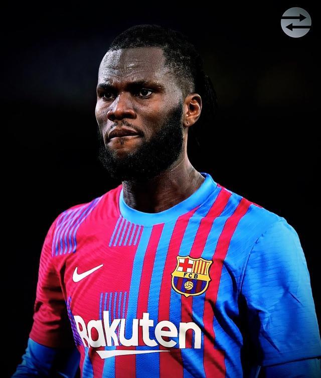 1647989708010023613.jpg 【早报】财政公平2.0时代?米兰双雄瑟瑟发抖…