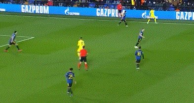 PP电子(中国)-【欧冠】C罗破僵+策动桑乔进球 曼联2比0胜黄潜出线