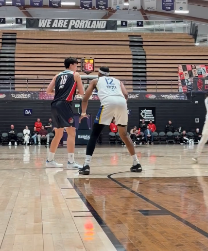 PP电子(中国)-杨瀚森11+12+3+2帽：创G联赛生涯第二低 无缘率混音19分逆转