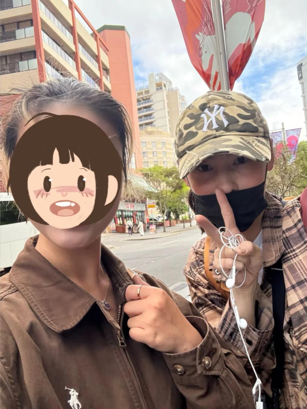 PP电子(中国)-明星过年大型 “卸妆现场”！全员恢复出厂设置，最接地气竟是他