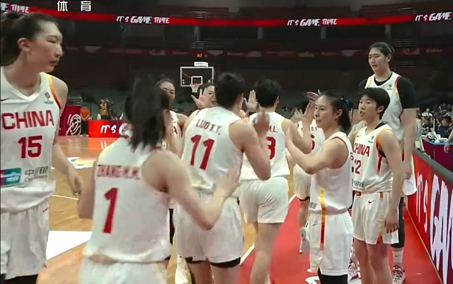 PP电子(中国)-中国女篮获世预赛开门红！数据一目了然，不是韩旭，最大功臣是她