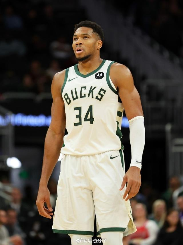 PP电子(中国)-中断了!字母哥保持7年的NBA纪录,续不上了,5412万年薪摆上货架|吉安尼斯·安特托孔波|雄鹿|扬尼斯-阿德托昆博|圣安东尼奥马刺队|密尔沃基雄鹿队_新浪体育_新浪新闻