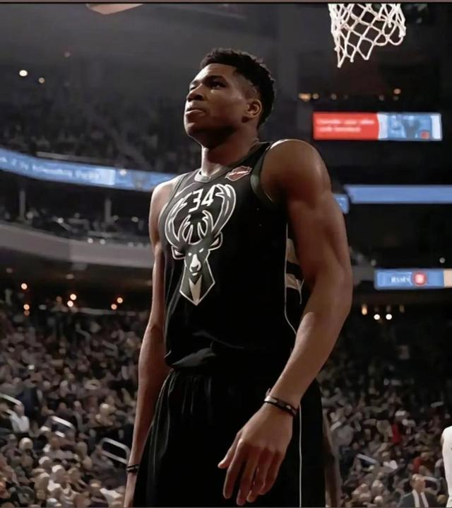 PP电子(中国)-中断了!字母哥保持7年的NBA纪录,续不上了,5412万年薪摆上货架|吉安尼斯·安特托孔波|雄鹿|扬尼斯-阿德托昆博|圣安东尼奥马刺队|密尔沃基雄鹿队_新浪体育_新浪新闻